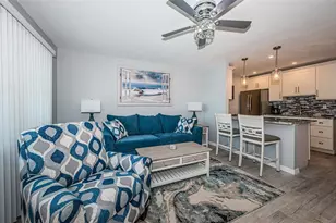 9715 Harrell Ave, Treasure Island, FL 33706 - Photo 4