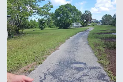 1603, 1605,1608,1611 W Shell Point Road, Ruskin, FL 33570 - Photo 8