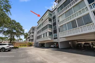 139 Bluff View Dr, Belleair Bluffs, FL 33770 - Photo 2