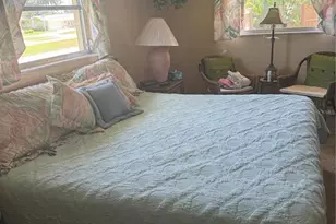 10185 Santiago Ct, Seminole, FL 33776 - Photo 10