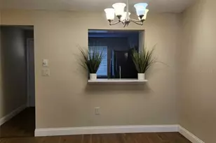 209 Corkwood Ln, Oldsmar, FL 34677 - Photo 8