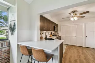 4114 Pinelake Ln, Tampa, FL 33618 - Photo 32