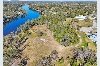 8331 Alafia Pointe Drive, Riverview, FL 33578 - Photo 18