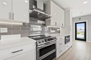 12400 Capri Cir N, Treasure Island, FL 33706 - Photo 66