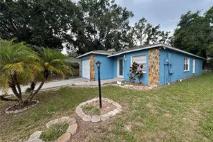 6204 Rolling Hammock Pl, Tampa, FL 33610 - Photo 2