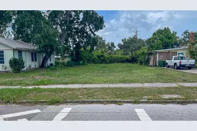 2050-2026 10th, Sarasota, FL 34237 - Photo 4