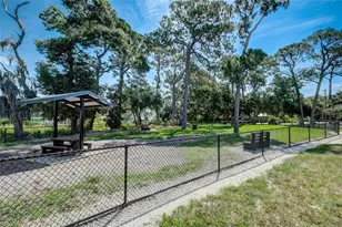 2050-2026 10th, Sarasota, FL 34237 - Photo 14