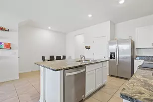 181 Mangrove Shade Cir, Apollo Beach, FL 33572 - Photo 6