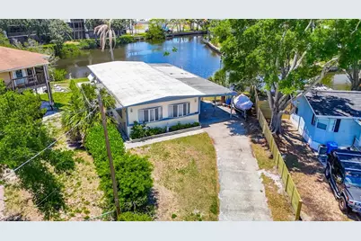 5806 Portsmouth Drive, Tampa, FL 33615 - Photo 2