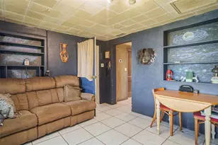 5651 6th St, Zephyrhills, FL 33542 - Photo 6