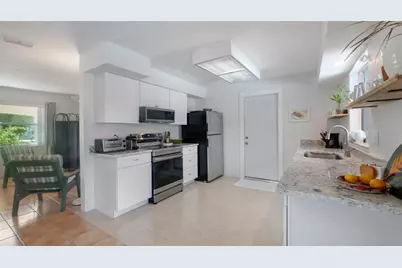 2807 Miriam Street S, Gulfport, FL 33711 - Photo 10