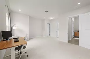 8612 Ivy Stark Blvd, Wesley Chapel, FL 33545 - Photo 18