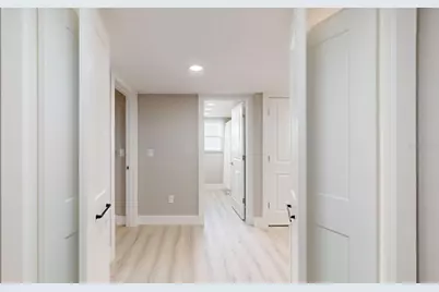 140 88th Avenue NE, Saint Petersburg, FL 33702 - Photo 48