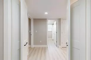 140 88th Ave NE, Saint Petersburg, FL 33702 - Photo 48