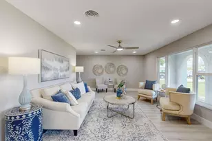 140 88th Ave NE, Saint Petersburg, FL 33702 - Photo 10