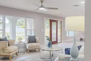 140 88th Ave NE, Saint Petersburg, FL 33702 - Photo 8