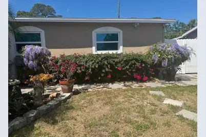 5106 Gateway Drive, Tampa, FL 33615 - Photo 4