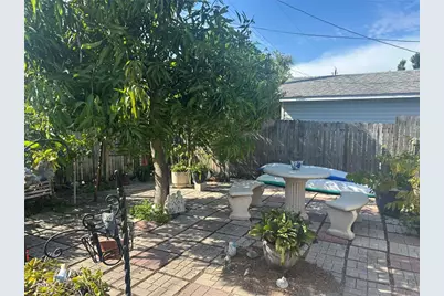 5106 Gateway Drive, Tampa, FL 33615 - Photo 24