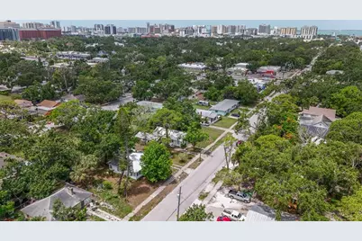 2050-2026 10th, Sarasota, FL 34237 - Photo 8