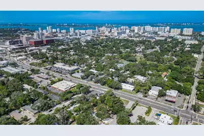 2050-2026 10th, Sarasota, FL 34237 - Photo 10