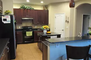 6832 Thornhill Cir, Windermere, FL 34786 - Photo 4