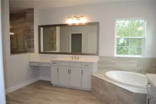 35311 Big Hawk Dr, Zephyrhills, FL 33541 - Photo 22