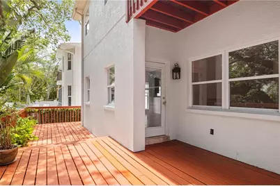 2709 W Bay Avenue, Tampa, FL 33611 - Photo 36