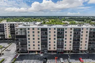 2901 26th St W, Bradenton, FL 34205 - Photo 1