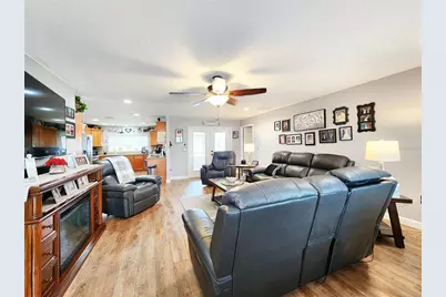 8110 Damara Drive, New Port Richey, FL 34653 - Photo 6