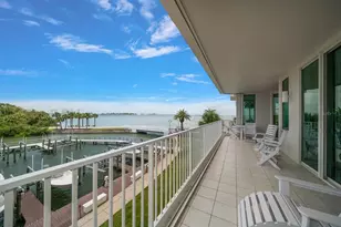 2 Seaside Ln, Belleair, FL 33756 - Photo 2