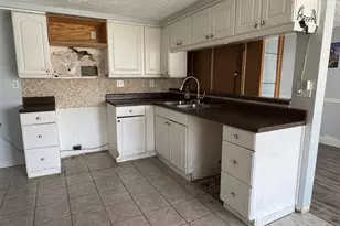 2619 Albion St, Holiday, FL 34691 - Photo 8