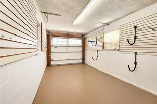 3304 Alamar St, Lutz, FL 33558 - Photo 40