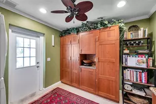 3898 49th Ave S, Saint Petersburg, FL 33711 - Photo 16