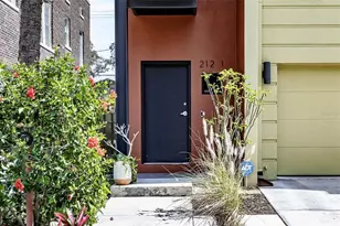 212 S Moody Ave, Tampa, FL 33609 - Photo 2