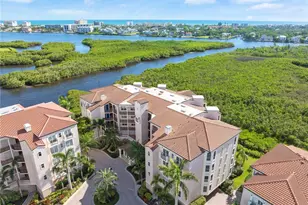 5430 Eagles Point Cir, Sarasota, FL 34231 - Photo 1