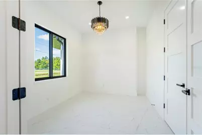 14080 Sydney Road, Dover, FL 33527 - Photo 4