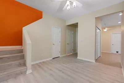 1050 Starkey Road #704, Largo, FL 33771 - Photo 4