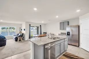 7774 Sail Clover Ln, Zephyrhills, FL 33540 - Photo 30