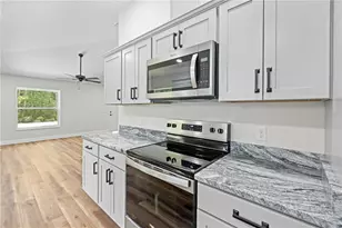 19267 Wildwood Dr, Brooksville, FL 34601 - Photo 12