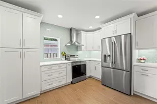 605 Bosphorous Ave, Tampa, FL 33606 - Photo 12