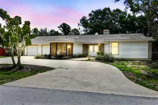 10265 130th St, Largo, FL 33774 - Photo 1