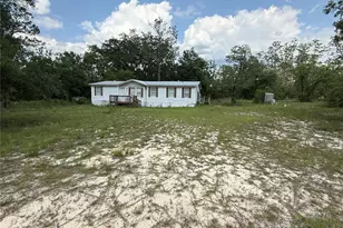 4330 Leisure Lakes Dr, Chipley, FL 32428 - Photo 2