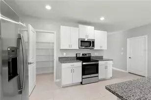 8918 Parsons Hill Blvd, Wesley Chapel, FL 33545 - Photo 6