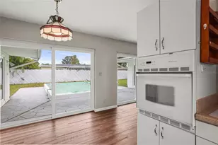 1848 68th Ave N, Saint Petersburg, FL 33702 - Photo 14