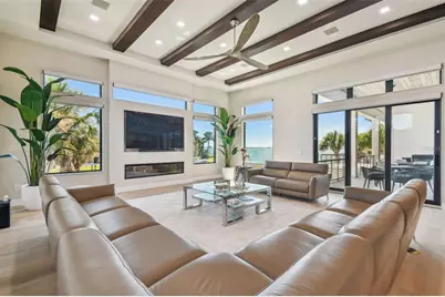 105 9th Street E, Tierra Verde, FL 33715 - Photo 18