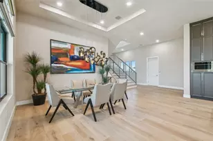 105 9th St E, Tierra Verde, FL 33715 - Photo 16