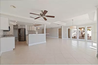 11225 4th Street E, Treasure Island, FL 33706 - Photo 12