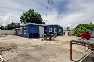 4727 Town N Country Blvd, Tampa, FL 33615 - Photo 30