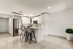 4727 Town N Country Blvd, Tampa, FL 33615 - Photo 4