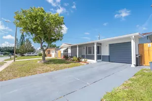 3421 Cantrell St, Holiday, FL 34690 - Photo 2